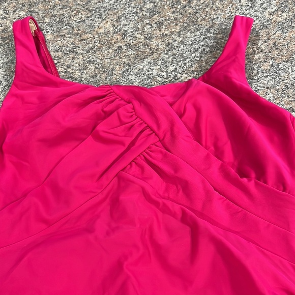 Lands' End swimsuit size 16 P - Picture 3 of 8